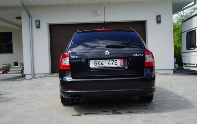 Skoda Octavia cena 31900 przebieg: 279000, rok produkcji 2010 z Warka małe 254